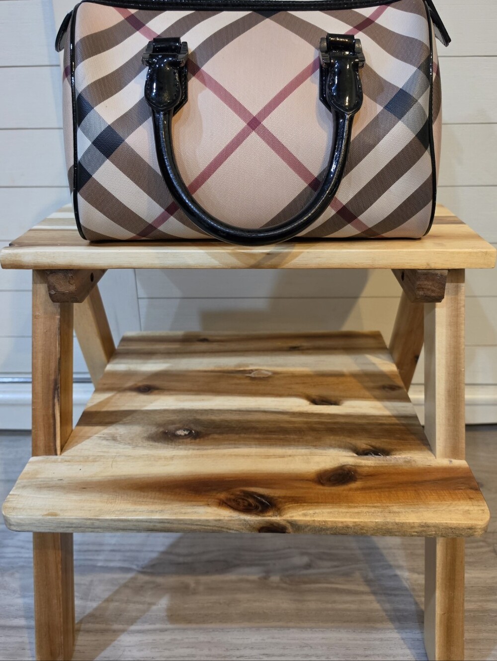 💯 Authentic Burberry Chester Supernova Check Boston Handbag Purse Bowling Bag